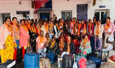 रामलला दर्शन के लिए 850 श्रद्धालु भारत गौरव ट्रेन से अयोध्या रवाना