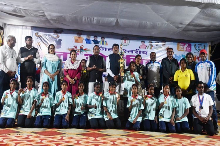 रायपुर : बस्तर ओलम्पिक 2025 : अबूझमाड़ ओरछा की बेटियाँ संभाग स्तरीय खो-खो प्रतियोगिता में नारायणपुर का करेंगी प्रतिनिधित्व