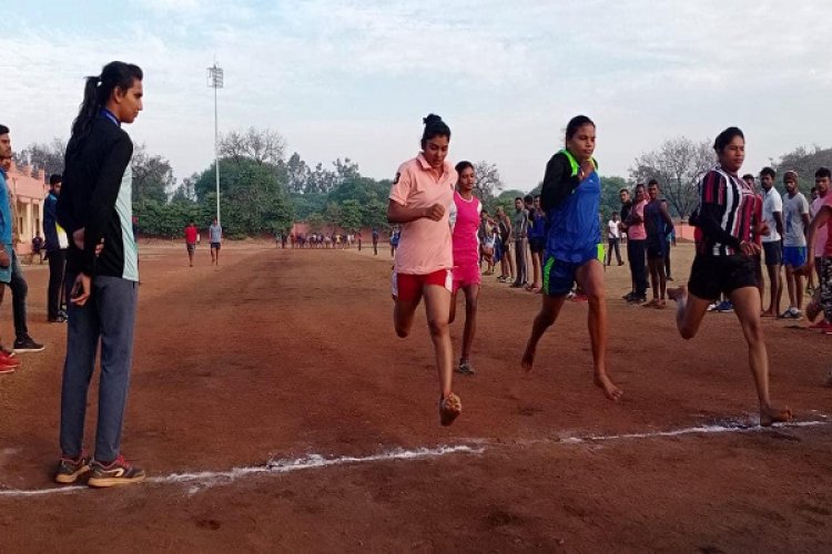 रायपुर : उप मुख्यमंत्री श्री विजय शर्मा के प्रयासों से धरातल तक उतर रही युवाओं के सर्वांगीण विकास की योजनाएं