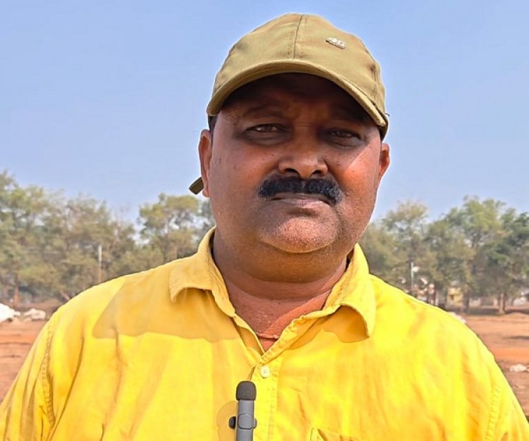 रायपुर : जालबांधा सहकारी समिति में नन्दलाल वर्मा ने 120 क्विंटल धान बेचा