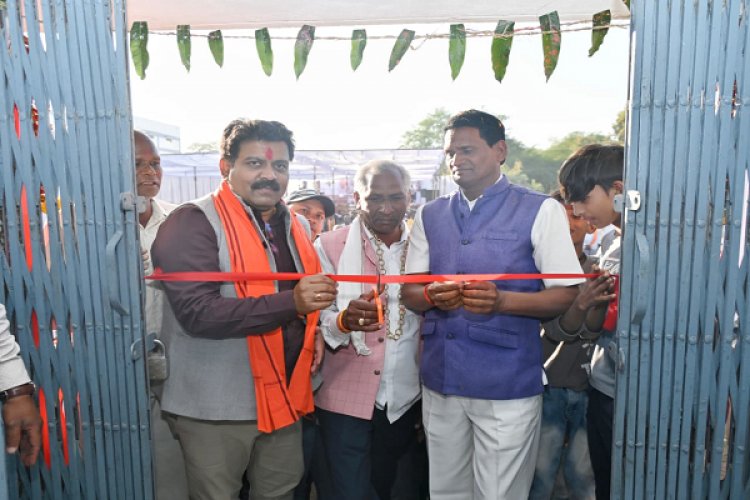 डिप्टी सीएम शर्मा ने किया सुरेठी कुर्मी समाज के सामाजिक भवन का लोकार्पण