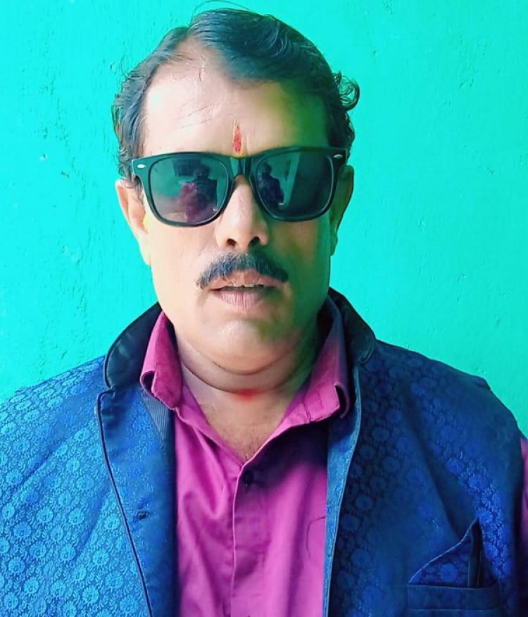 धान की कमाई से बदली तकदीर, कभी करते थे मजदूरी, अब पिकअप के मालिक हैं दिनेश ​