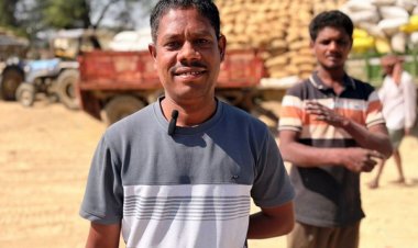 अमित ने बताया, मोबाइल से ऑनलाइन टोकन खुद काटकर केंद्र में निर्बाध रूप से बेचा धान