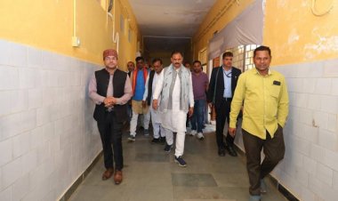 स्वास्थ्य मंत्री श्री श्याम बिहारी जायसवाल ने सामुदायिक स्वास्थ्य केन्द्र बोड़ला का किया औचक निरीक्षण