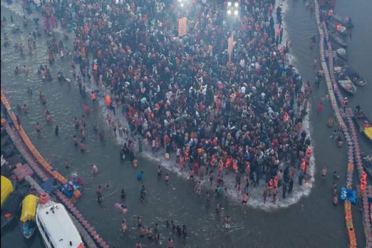 संगम की रेती पर उमड़ा आस्था का सैलाब
