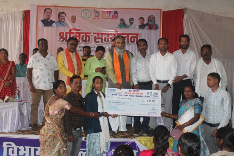 अंतागढ़ में श्रमिक सम्मेलन आयोजित, जिले के 7930 श्रमिकों को किया गया लाभान्वित