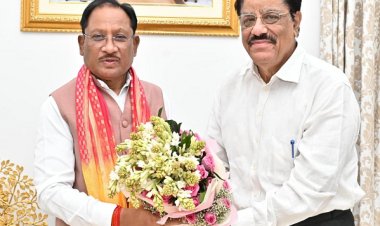 मुख्यमंत्री से राज्य नीति आयोग के नवनियुक्त उपाध्यक्ष श्री गणेश शंकर मिश्रा ने की सौजन्य मुलाकात