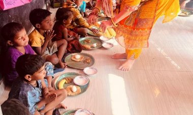 रायपुर : आंगनबाड़ी केन्द्रों में ‘न्योता भोज’ कार्यक्रम : पोषण, शिक्षा और जनभागीदारी का राज्यव्यापी अभियान