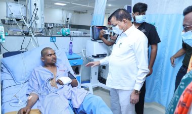 सिंघीतराई प्लांट हादसा : कैबिनेट मंत्री लखन लाल देवांगन ने घायलों का जाना हालचाल, बेहतर उपचार के दिए निर्देश