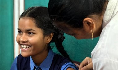 अपनी ज़िम्मेदारी निभाएं और अपनी बेटियों को सर्वाईकल कैंसर के खतरे से बचाएं