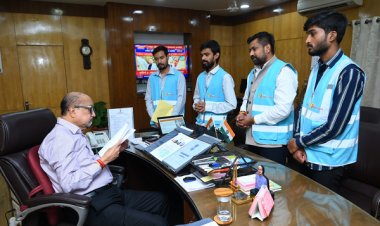 राज्यपाल श्री डेका से फिल परमार्थ आश्रम के संस्थापक ने की भेंट