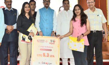 मैं’ से ’हम’ की यात्रा ही कामयाबी की कुंजी : राज्यपाल डेका