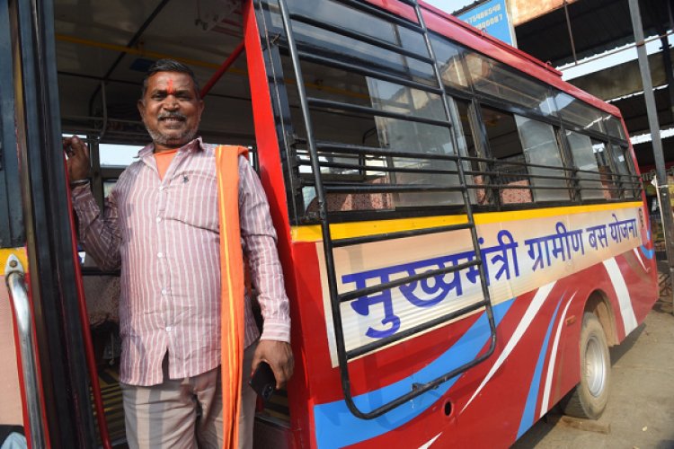 मुख्यमंत्री ग्रामीण बस योजना: ससौली-छिरोपारा के ग्रामीणों को मिली सुगम आवागमन की सुविधा