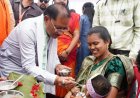 ’मुख्यमंत्री श्री विष्णु देव साय ने बच्चों को कराया अन्नप्राशन, गर्भवती महिलाओं की गोदभराई कार्यक्रम में दी शुभकामनाएं’