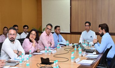 भारत सरकार भूमि संसाधन विभाग के सचिव ने मुख्य सचिव से की सौजन्य भेंट