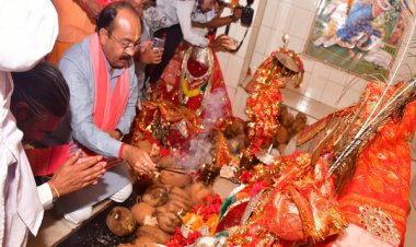 उप मुख्यमंत्री श्री अरुण साव ने तेलीन सत्ती माता मंदिर में की पूजा-अर्चना