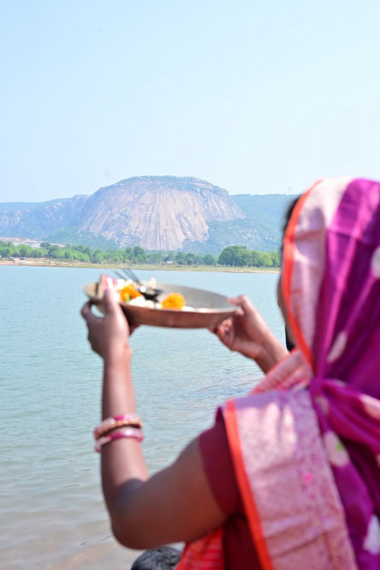 सोमनाथ स्वाभिमान पर्व पर मधेश्वर महादेव पर्वत में हुई विशेष पूजा-अर्चना