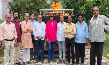 लोक संगीत के पुरोधा खुमान लाल साव की पुण्यतिथि पर दी गई भावभीनी श्रद्धांजलि