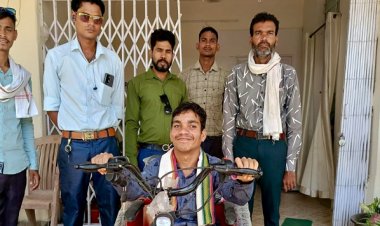 दिव्यांग मनुराज को मिला संबल, मोटराइज्ड ट्राईसाइकिल से अब शिक्षा की राह होगी आसान