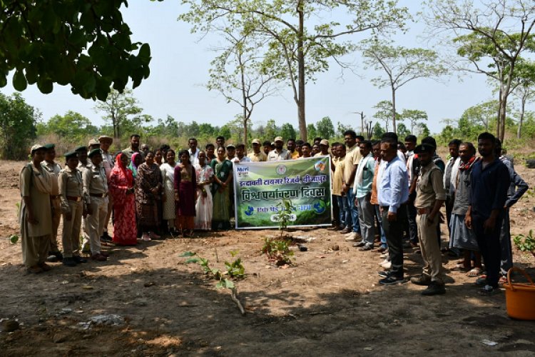 इंद्रावती टाइगर रिजर्व का अनूठा अभियान : ‘एक पेड़ माँ के नाम’ से दिया प्रकृति संरक्षण का संदेश